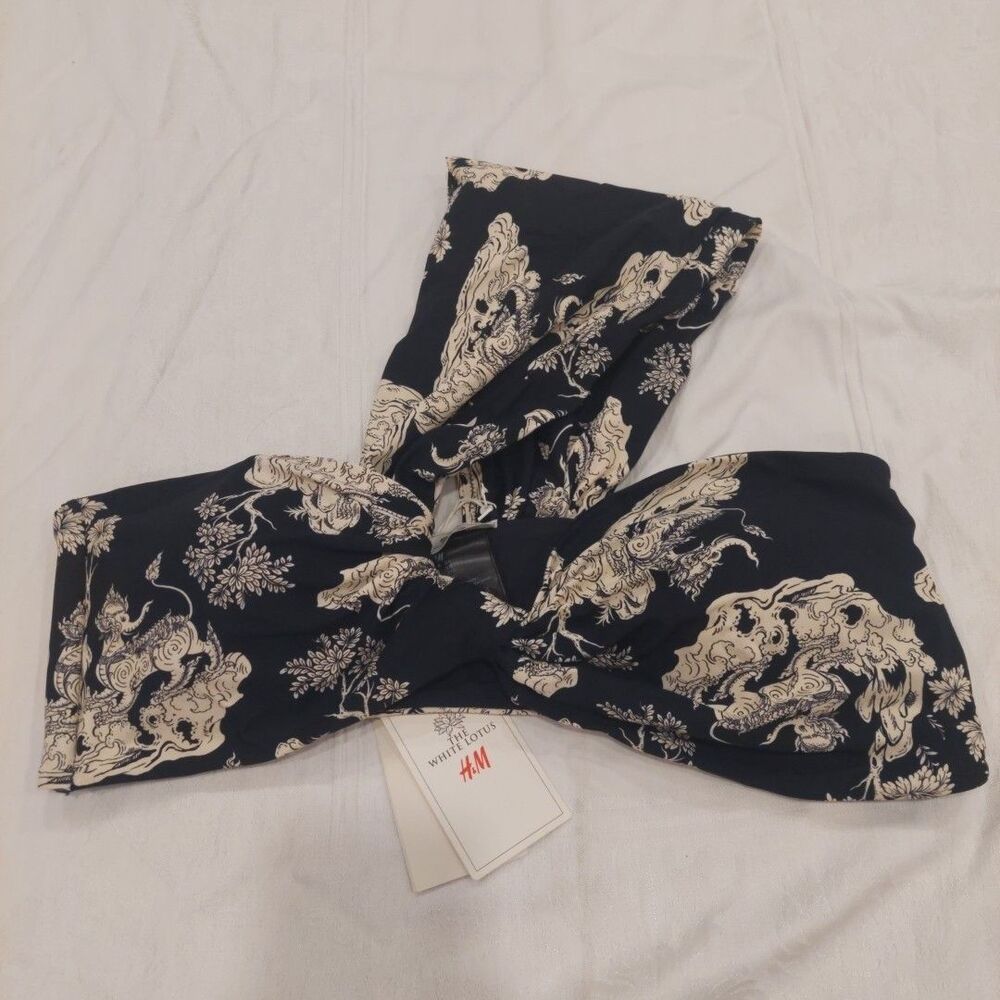 new H&M x THE WHITE LOTUS Pattern One Shoulder Bikini Top studio HBO XXL